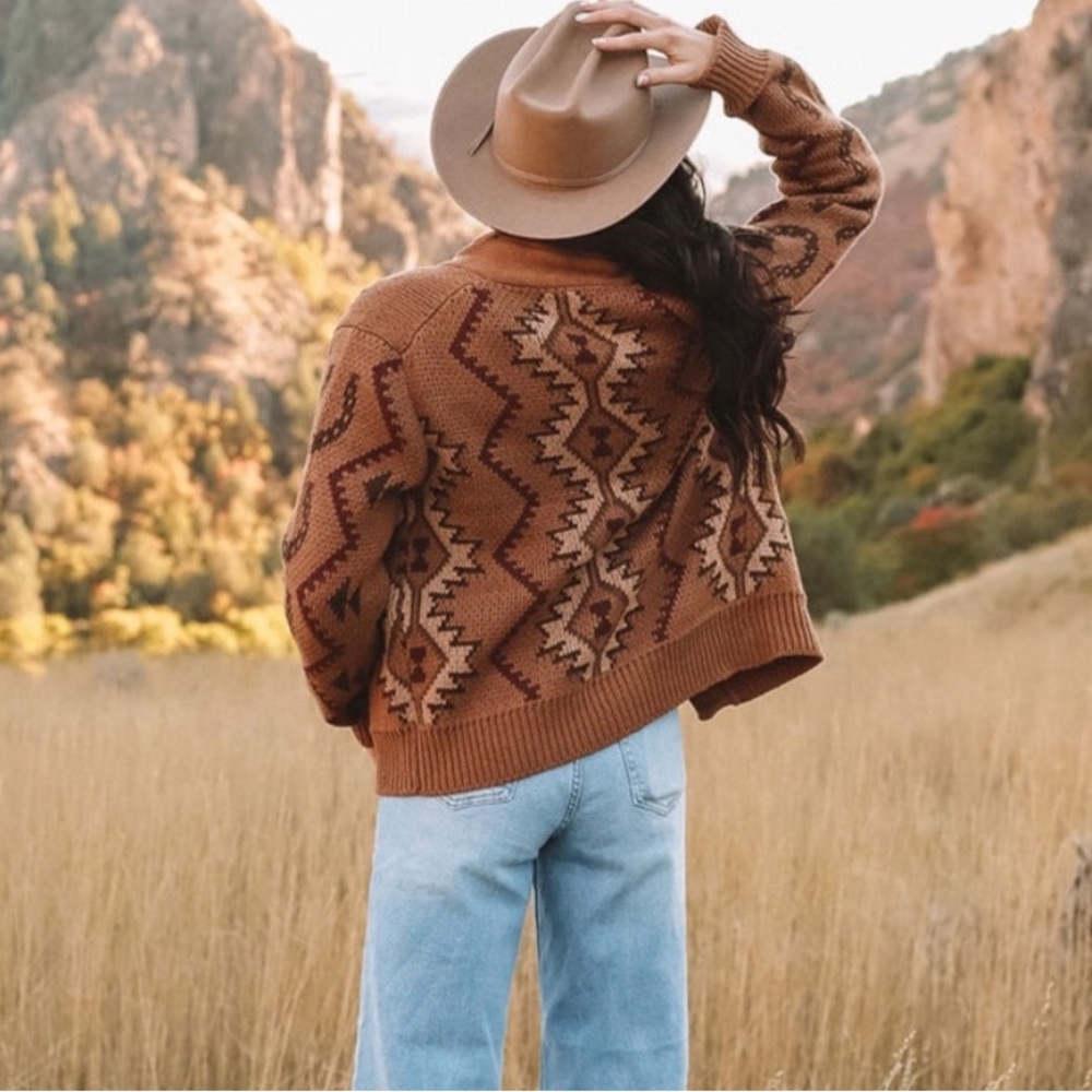 tasha polizzi sweater small - Picture 2 of 2